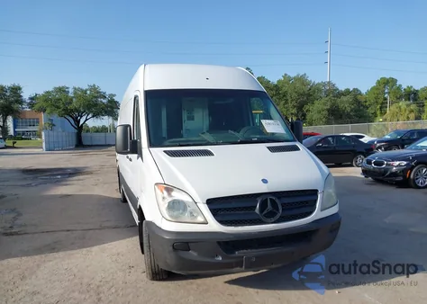 2012 Mercedes-Benz Sprinter 2500 High Roof из США, поврежденный, VIN WD3PE8CB6C5687434